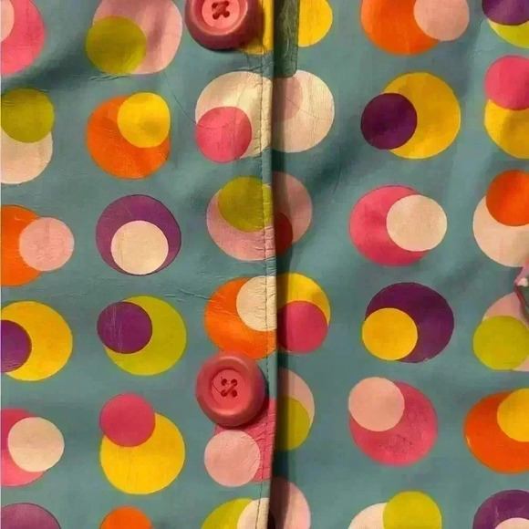 Adorable polkadot rain jacket - Picture 3 of 11